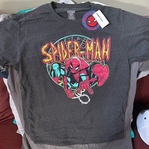 Spider-Man Vintagr Graphic T-Shirt